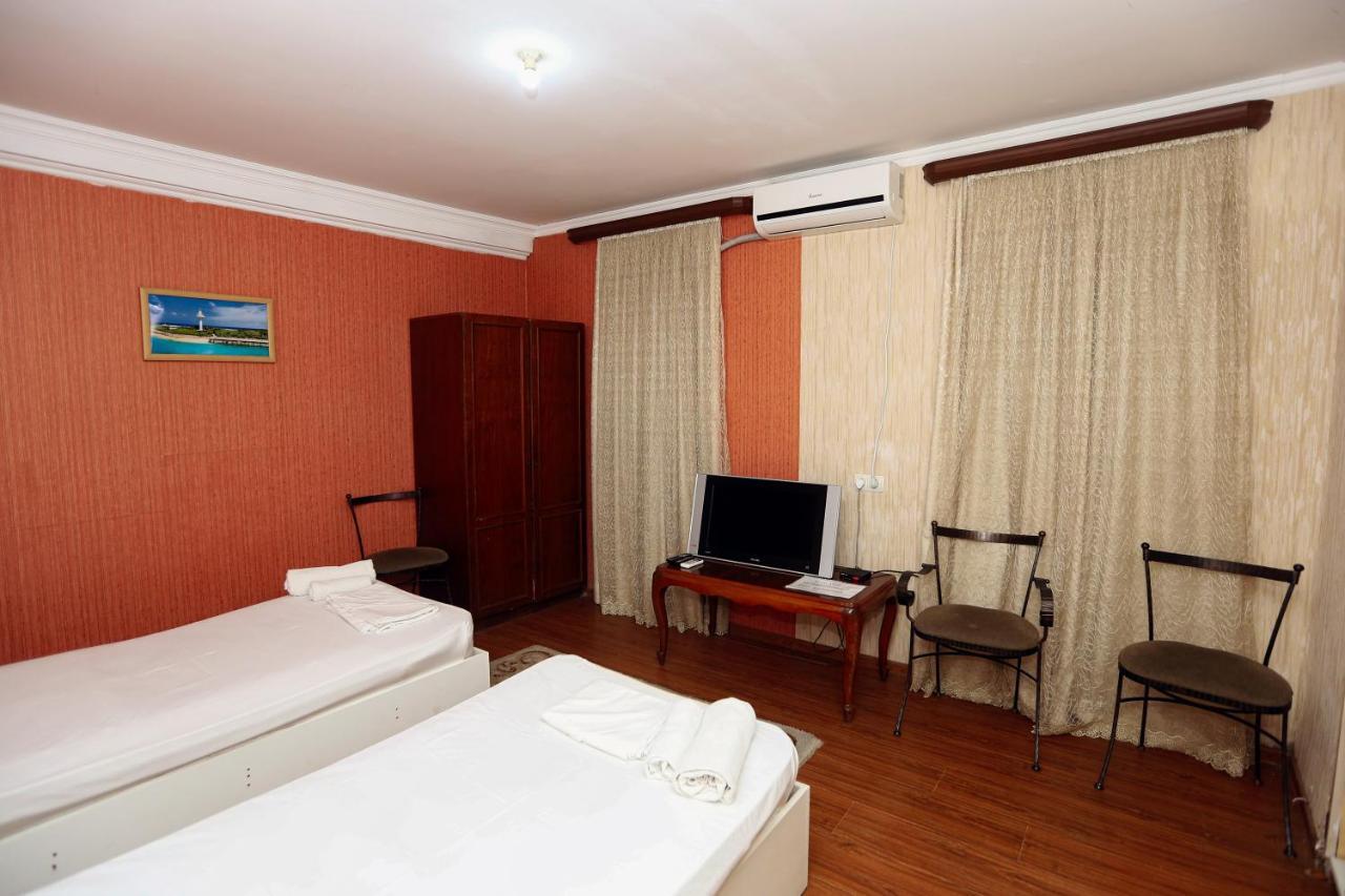 Hotel Isaka Tbilissi Extérieur photo
