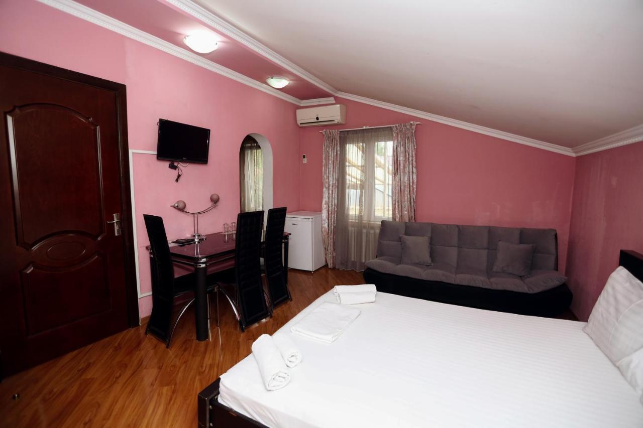 Hotel Isaka Tbilissi Extérieur photo
